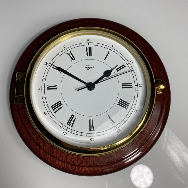 Ships clock on mahagoni plate (SALE)